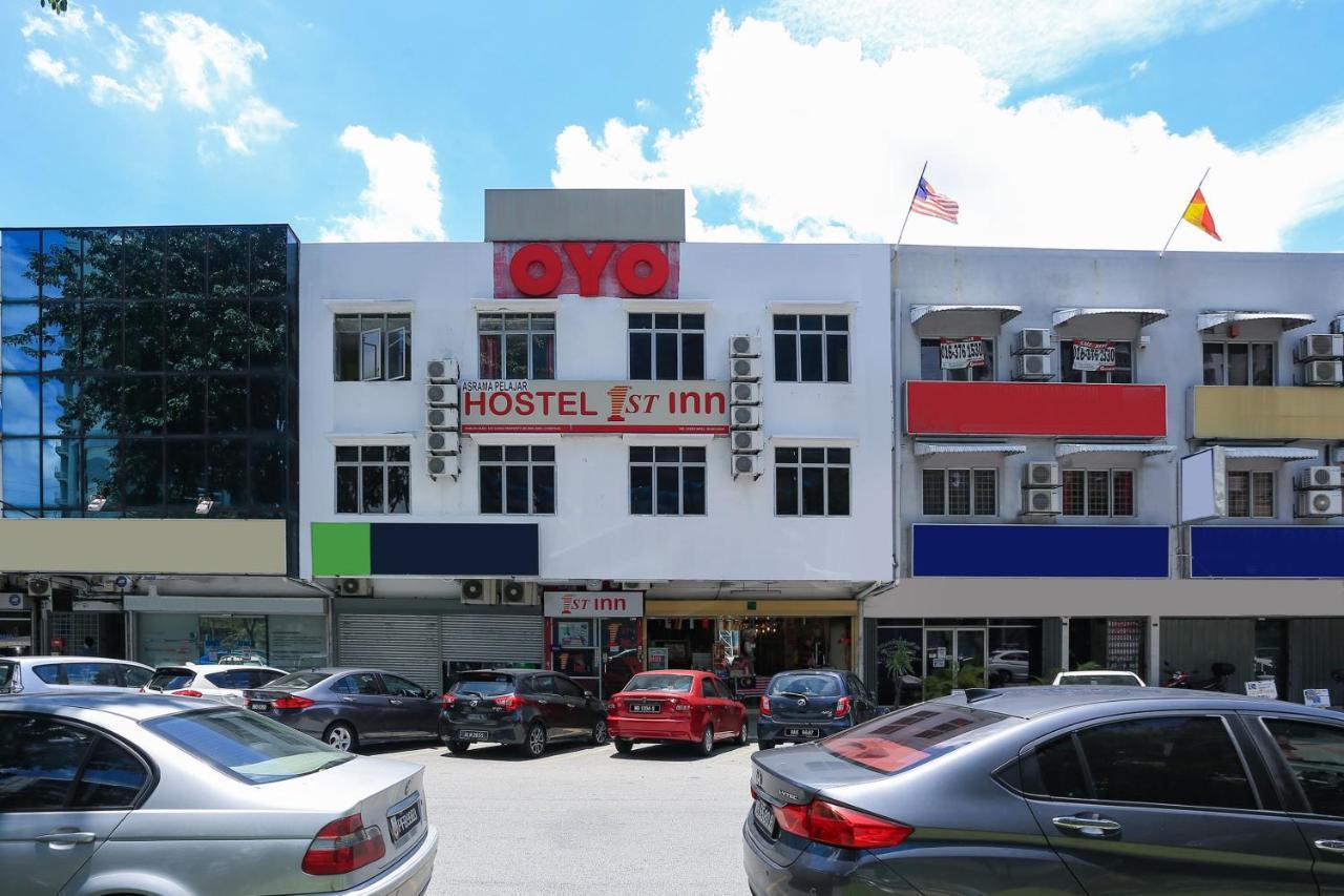 OYO 89891 1st Inn Hotel Subang  Subang Jaya Eksteriør bilde